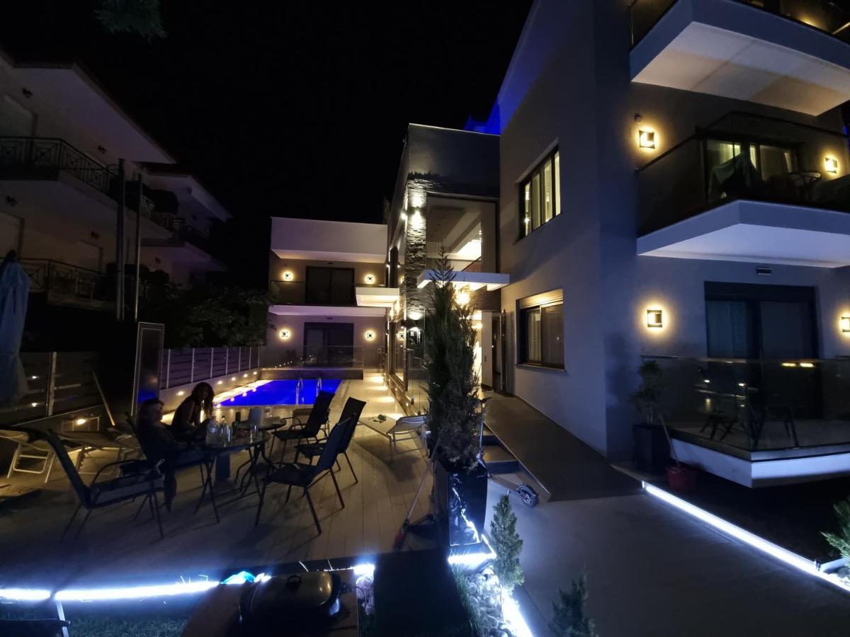 Ofrínion Luxsuites المظهر الخارجي الصورة