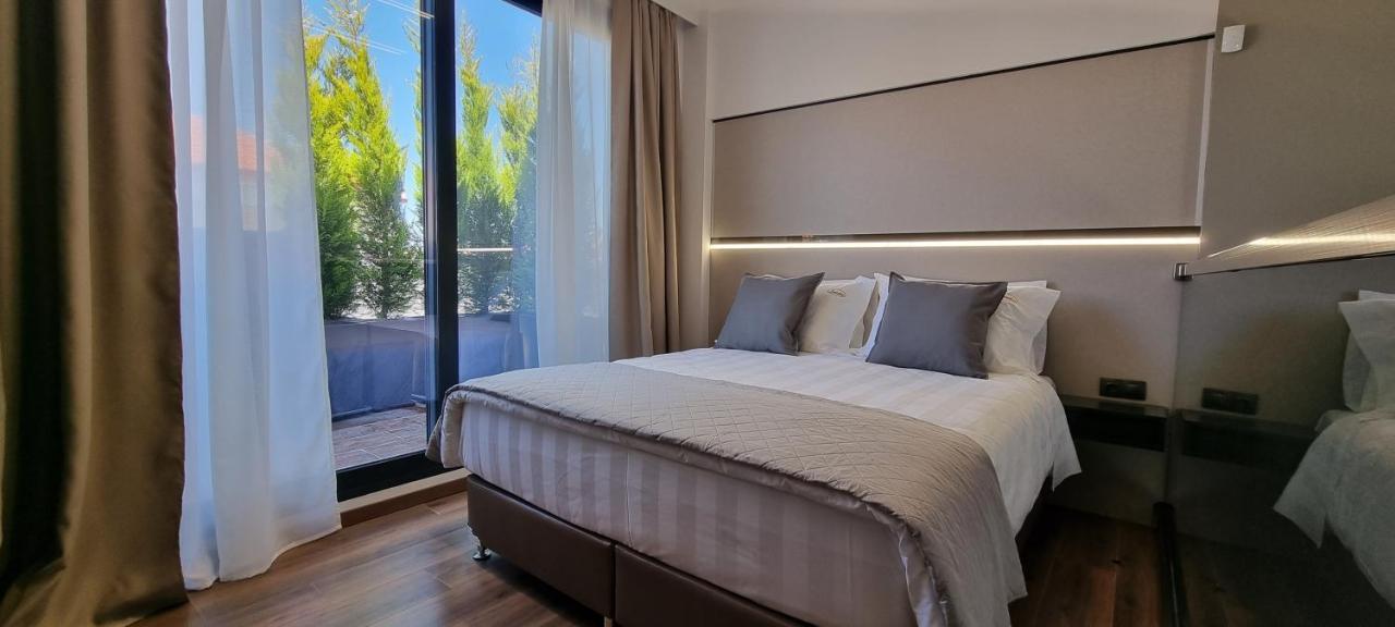 Ofrínion Luxsuites المظهر الخارجي الصورة