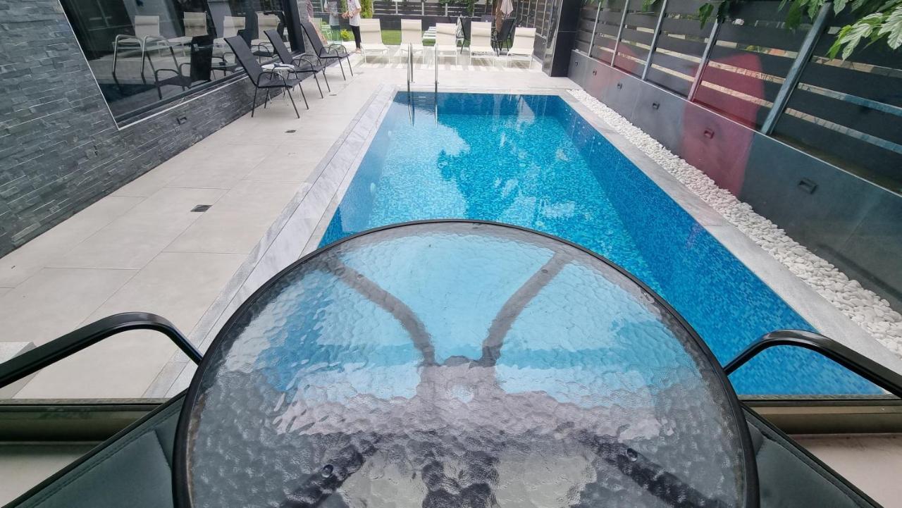 Ofrínion Luxsuites المظهر الخارجي الصورة