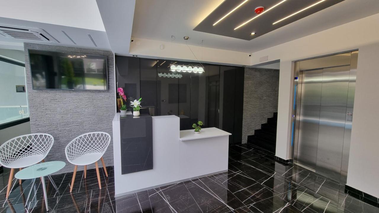 Ofrínion Luxsuites المظهر الخارجي الصورة